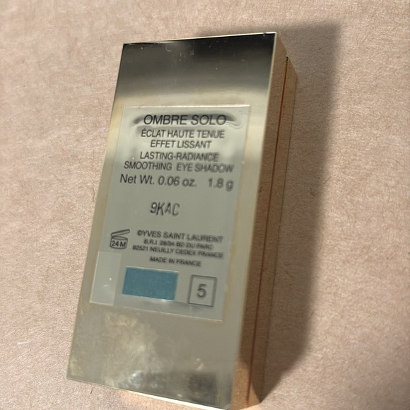 NIB [Yves Saint Laurent] Ombre Solo Radiance Smoothing Eyeshadow #05 Slate Green - Picture 14 of 15